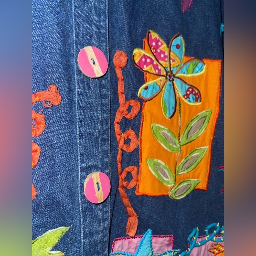 Vintage Artsy Embroidered 3D Popart Denim Jacket - Picture 4 of 16